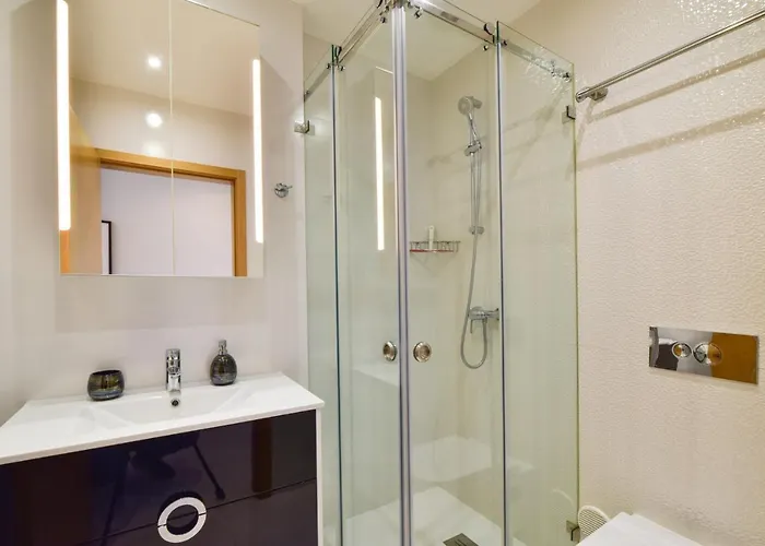 Pola Seaview By Moje