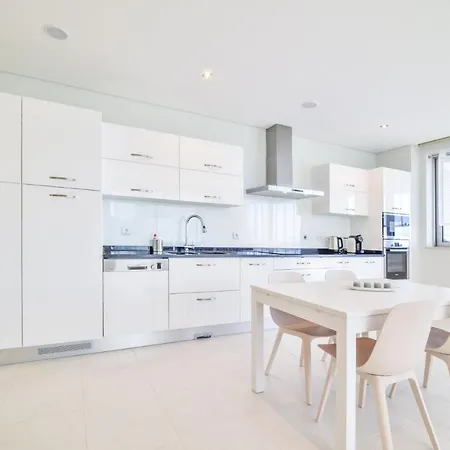 Pola Seaview By Moje